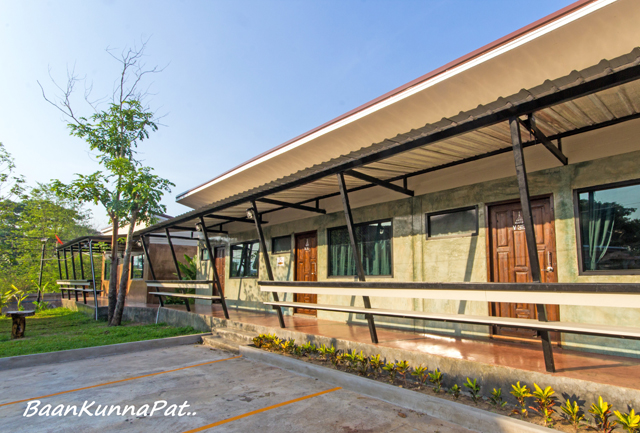 Baan Kunnapat Resort