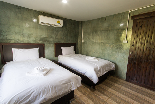 Baan Kunnapat Resort