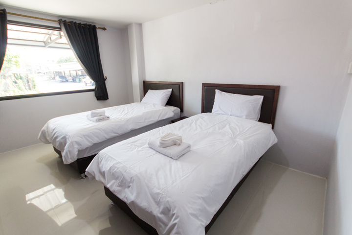 Baan Kunnapat Resort